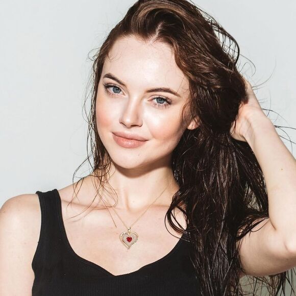 NIB Redbee 18kt GP, Rose gold over s925, Pink CZ in heart necklace! - Picture 12 of 13